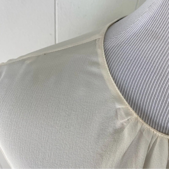 PRADA Silk Crepe De Chine Scalloped Hem Sleeveless Top Blouse Ivory Sz 44 Flaws* - Picture 8 of 16